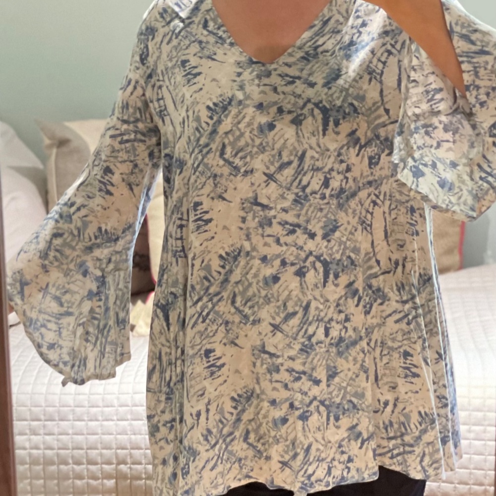 Beautiful Tunic - Picture 3 of 5